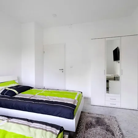 Πανσιόν Haus Rosa 3*